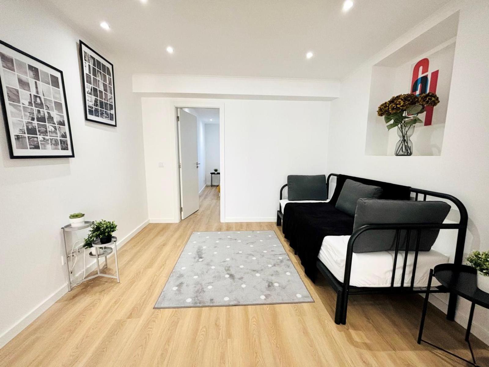 Apartment Luxury Flat, Perfect And Ideal For Tourists