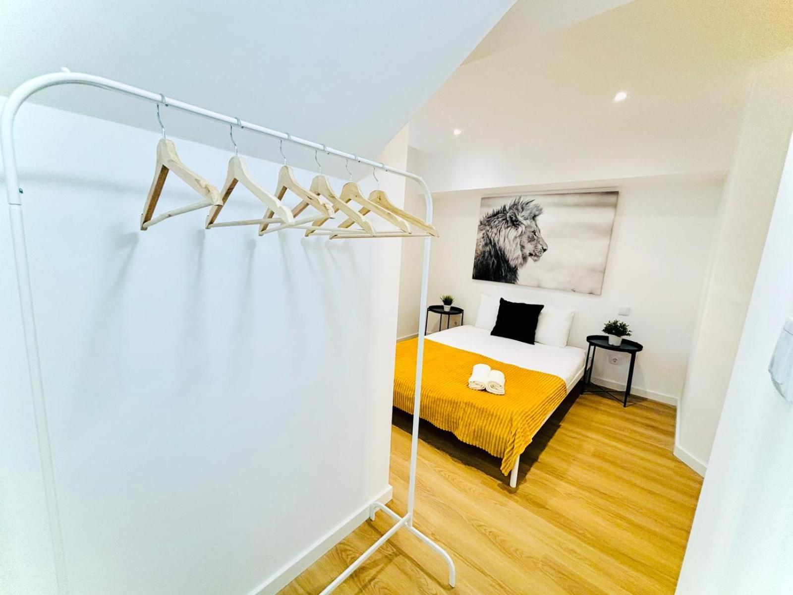 Apartment Luxury Flat, Perfect And Ideal For Tourists